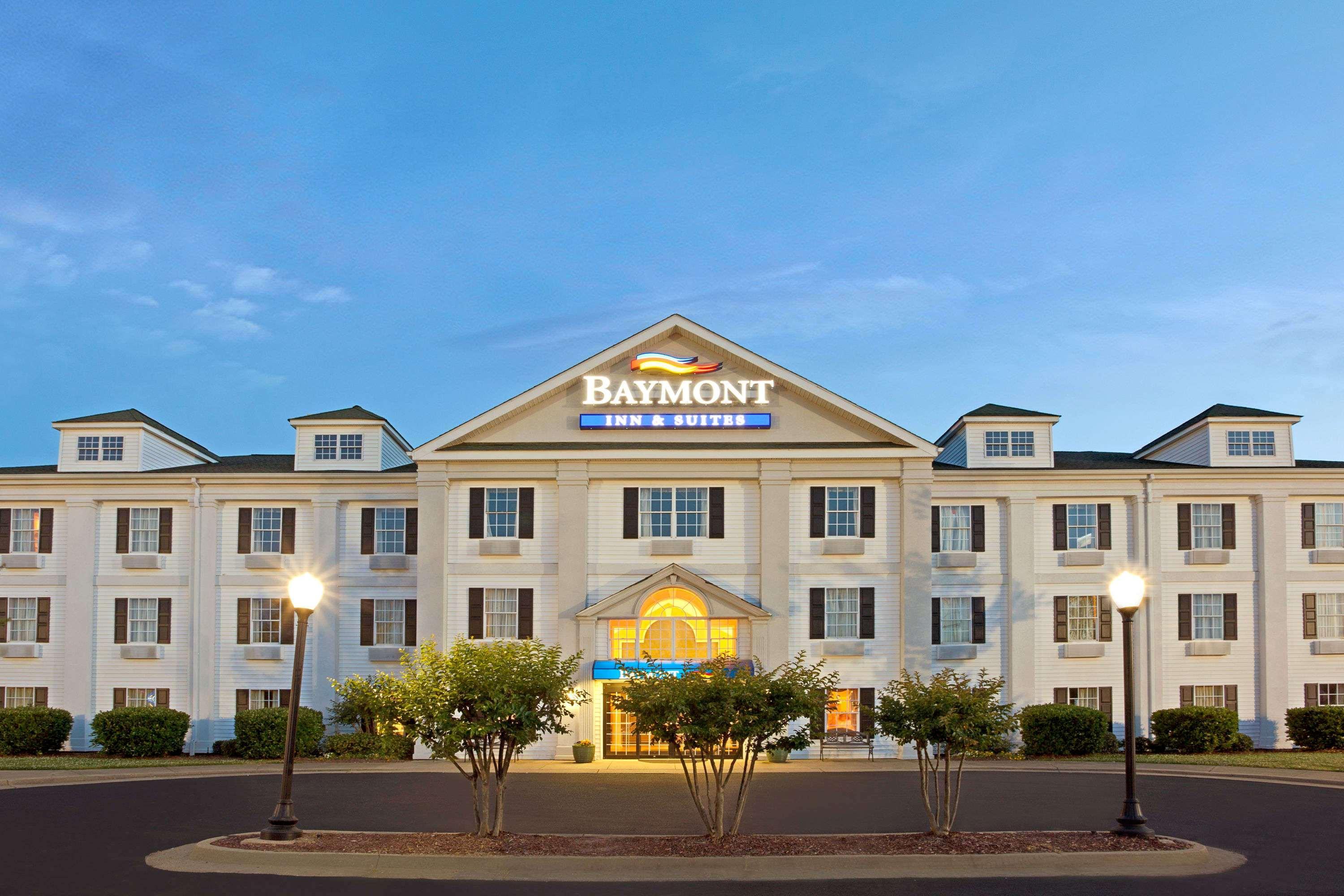 Baymont By Wyndham Pearl Exterior foto