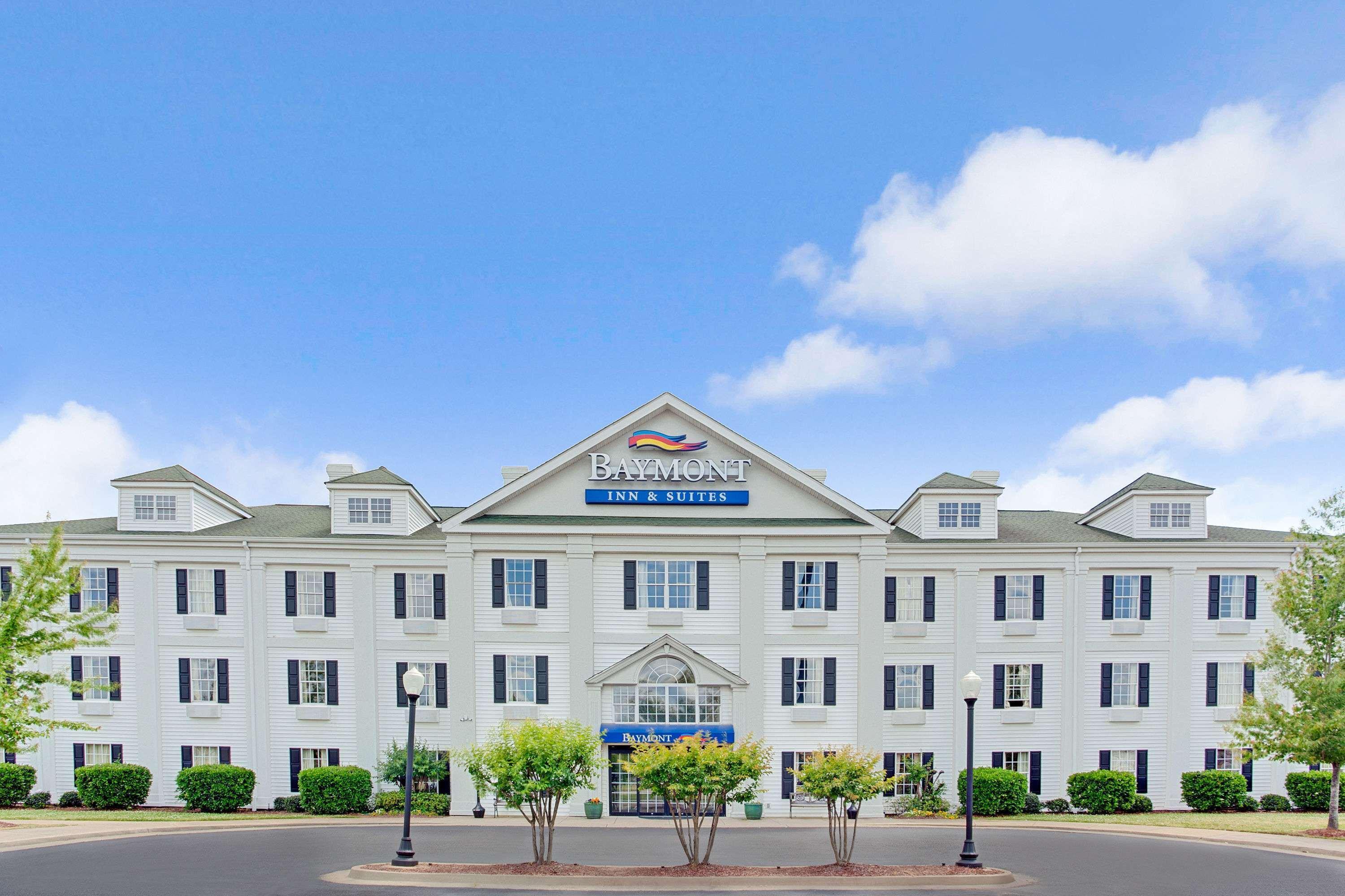 Baymont By Wyndham Pearl Exterior foto